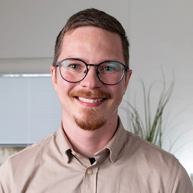 Nicklas Stigsen, Administrativ medarbejder hos Konsulenterne DHP
